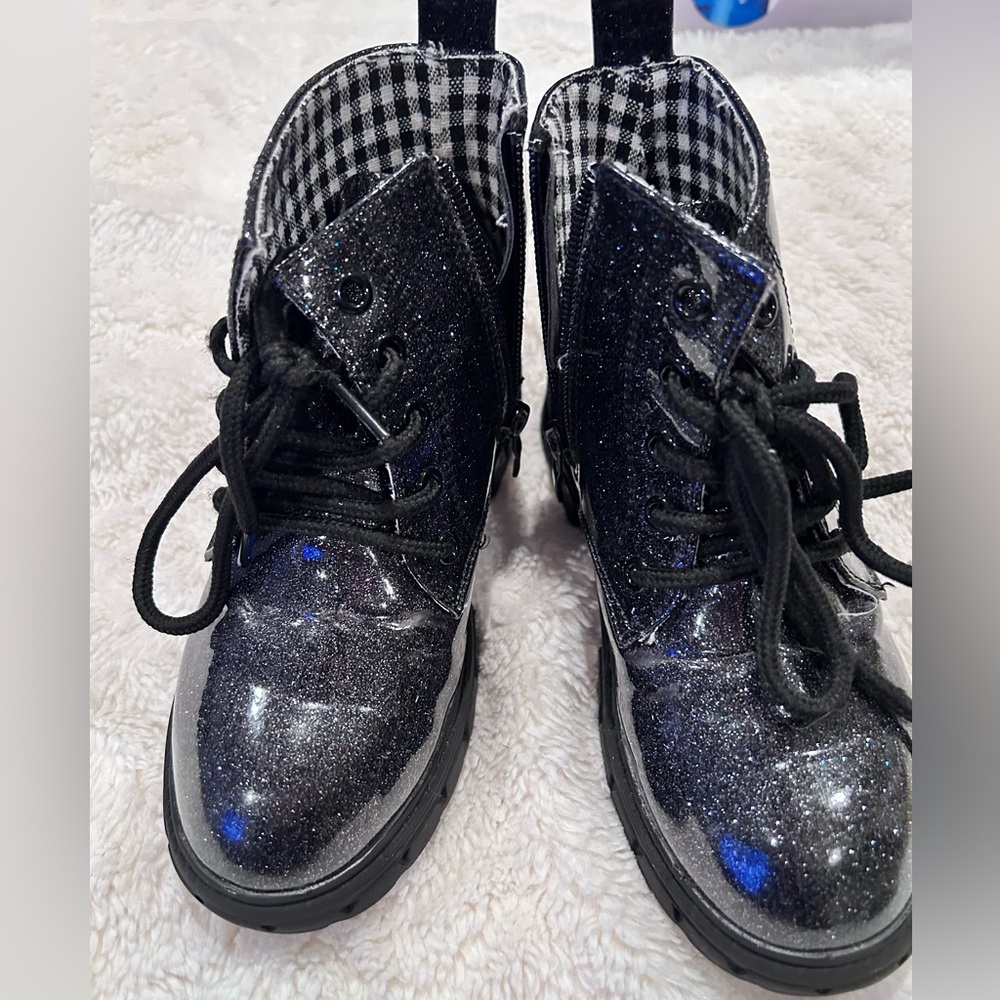 Girl’s Ankle Boot